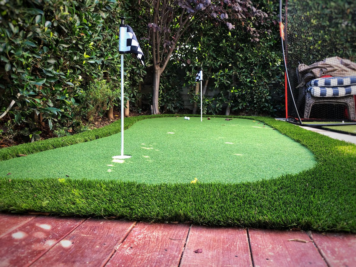 putting green small